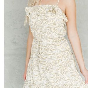 Dottie boutique dress size L